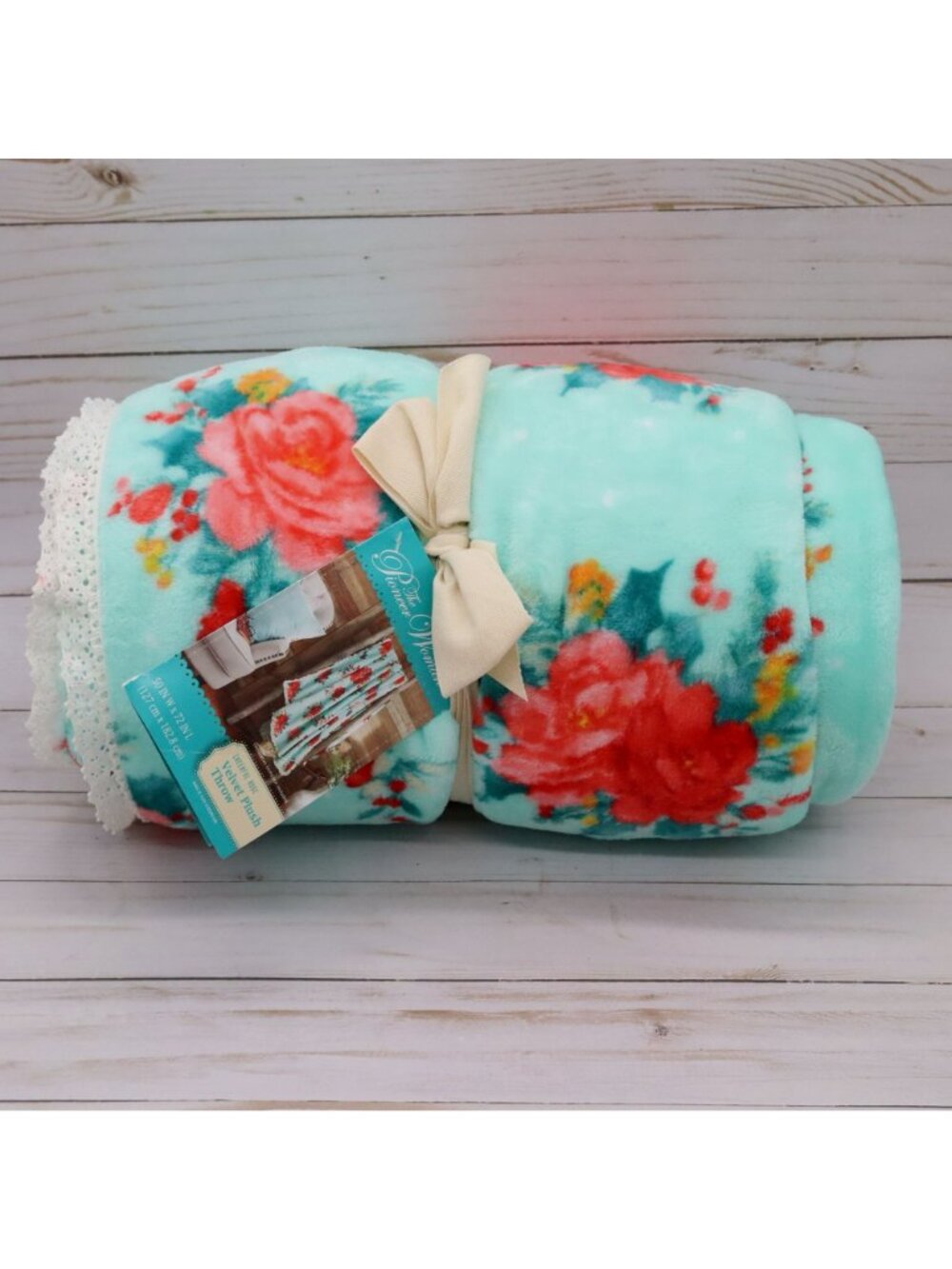 Pioneer Woman Cheerful Rose Plush Throw Blanket Crochet Lace Trim Floral NWT - Picture 2 of 3